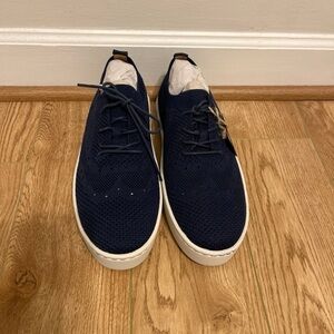 Born BEARSE NAVY, NAVY KNIT FABRIC, Size 10 Men